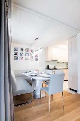 Ein Sitzbereich in der Unterkunft Oberalp Apartment
