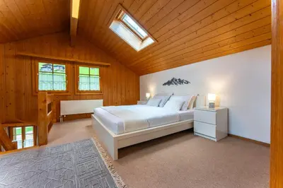 Ein Bett oder Betten in einem Zimmer der Unterkunft Chalet 3 - Quiet and unique near Interlaken
