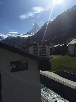 Ein allgemeiner Bergblick oder ein Berglick von der Ferienwohnung aus