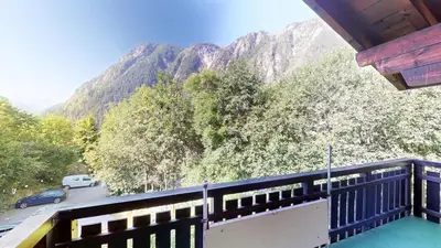 Ein allgemeiner Bergblick oder ein Berglick von der Ferienwohnung aus