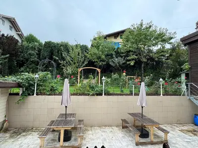 Ein Garten an der Unterkunft Studio apartment - Park view - for 2 guests