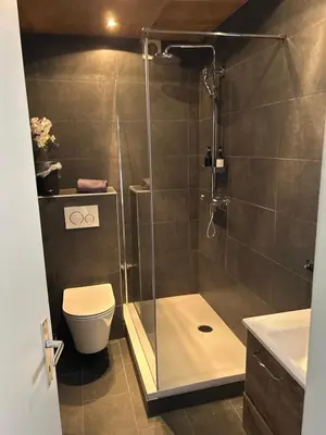 Ein Badezimmer in der Unterkunft Ideally located apartment with view