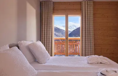 Ein allgemeiner Bergblick oder ein Berglick von des Hotels aus