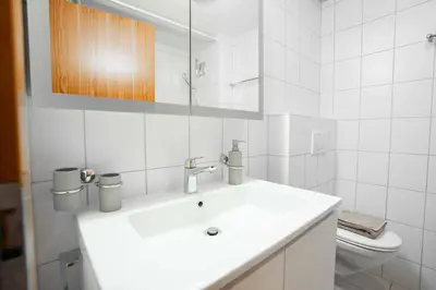 Ein Badezimmer in der Unterkunft Turuwang Apartment by HomeFlow