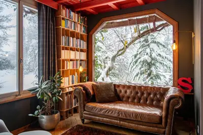 Ein Sitzbereich in der Unterkunft Chalet Verve