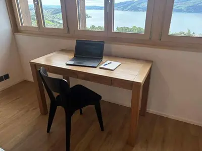 Ein allgemeiner Bergblick oder ein Berglick von der Ferienwohnung aus