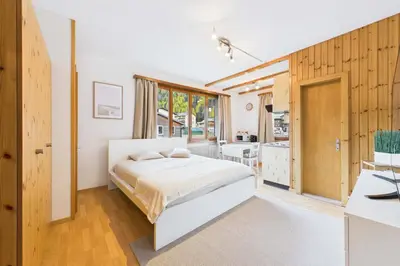 Ein Bett oder Betten in einem Zimmer der Unterkunft Comfortable studio with balcony and panoramic view