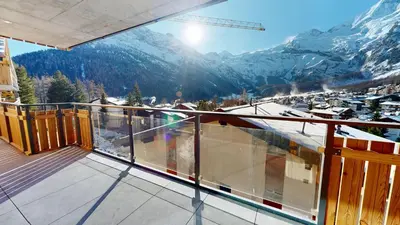 Ein allgemeiner Bergblick oder ein Berglick von der Ferienwohnung aus