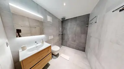 Ein Badezimmer in der Unterkunft Alphubel PEAK