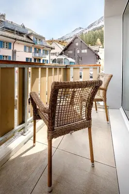 Ein Balkon oder eine Terrasse in der Unterkunft Apartment Crown Andermatt-6