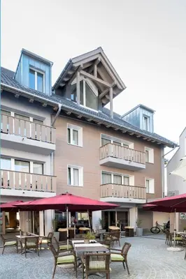 Das Gebäude in dem sich die Ferienwohnung befindet