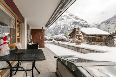 Ein allgemeiner Bergblick oder ein Berglick von der Ferienwohnung aus