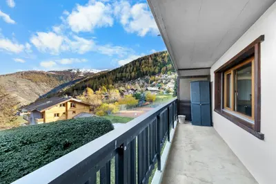 Ein allgemeiner Bergblick oder ein Berglick von der Ferienwohnung aus