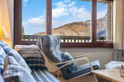 Ein allgemeiner Bergblick oder ein Berglick von der Ferienwohnung aus