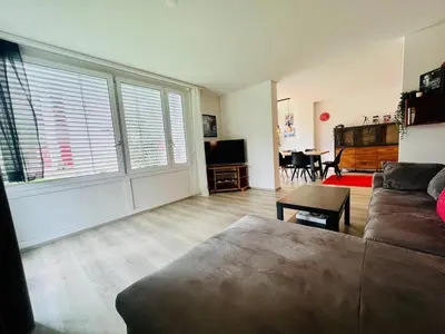 Ein Sitzbereich in der Unterkunft Modern 3BR Home