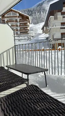 Ein allgemeiner Bergblick oder ein Berglick von der Ferienwohnung aus