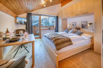 Ein Bett oder Betten in einem Zimmer der Unterkunft Studio PEAK fantastic view
