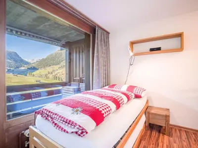 Ein allgemeiner Bergblick oder ein Berglick von der Ferienwohnung aus