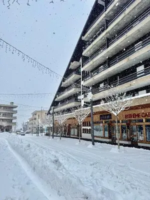 magnifique appartement au centre de Montana im Winter