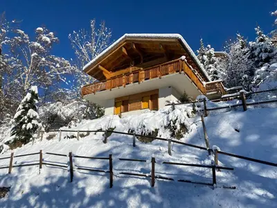 Chalet Les Brantes, refuge atypique a Veysonnaz im Winter