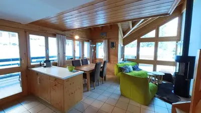 Ein Sitzbereich in der Unterkunft Doberts 6, un duplex au pied des montagnes!