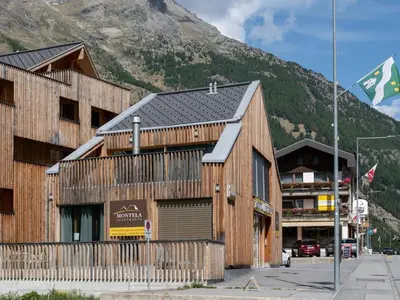 Ein allgemeiner Bergblick oder ein Berglick von der Ferienwohnung aus