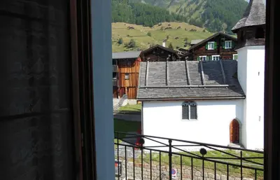 Grundriss der Unterkunft Bright Alpine Duplex with Balcony Views