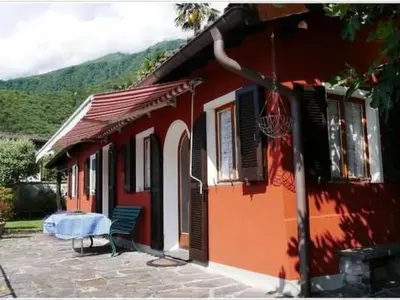 Ein allgemeiner Bergblick oder ein Berglick von der Ferienwohnung aus
