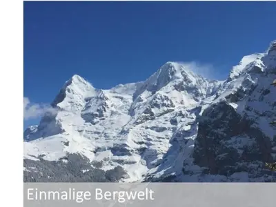 Ein allgemeiner Bergblick oder ein Berglick von der Ferienwohnung aus