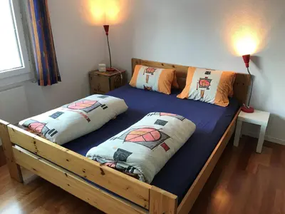 Ein Bett oder Betten in einem Zimmer der Unterkunft Apartment modern eingerichtete Ferienwohnung in Andermatt by Interhome