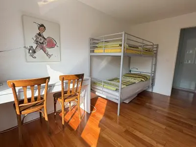 Ein Bett oder Betten in einem Zimmer der Unterkunft Apartment modern eingerichtete Ferienwohnung in Andermatt by Interhome