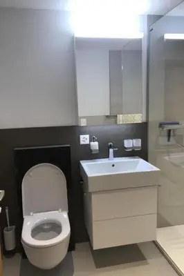 Ein Badezimmer in der Unterkunft Apartment Nora 5 Bett Wohnung by Interhome