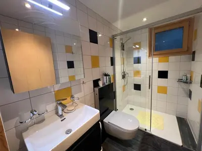 Ein Badezimmer in der Unterkunft Studio Chez Régio à La Tour, Evolène