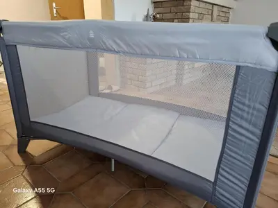 Ein Bett oder Betten in einem Zimmer der Unterkunft appartement calme et cosi à Nax
