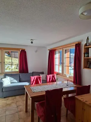 Ein Sitzbereich in der Unterkunft Studio Chalet Edelweiss