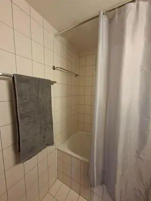Ein Badezimmer in der Unterkunft Studio Chalet Edelweiss