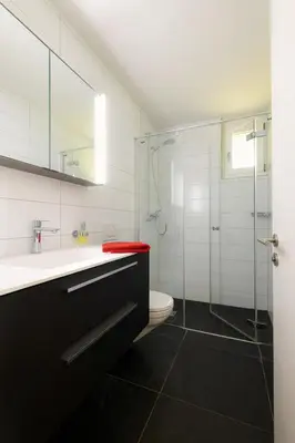 Ein Badezimmer in der Unterkunft Altishofen Apartment