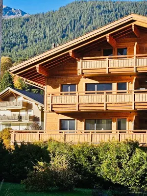Ein allgemeiner Bergblick oder ein Berglick von der Ferienwohnung aus