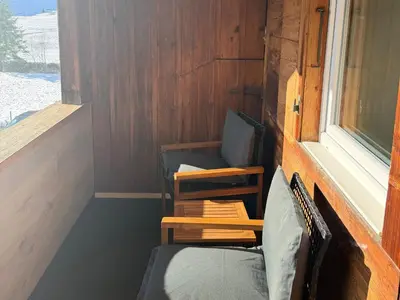 Ein Sitzbereich in der Unterkunft Deine Auszeit mit Alpen- und Kanderblick