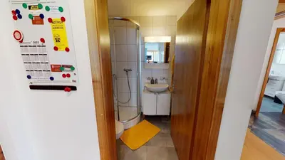 Ein Badezimmer in der Unterkunft Bijou in Mitten von Naters