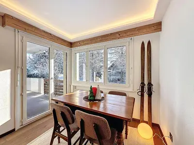 Grundriss der Unterkunft From green to slopes - Alpine ski and golf condo