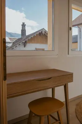 Ein allgemeiner Bergblick oder ein Berglick von der Ferienwohnung aus