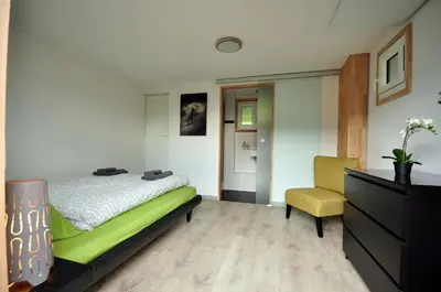Ein Bett oder Betten in einem Zimmer der Unterkunft Lake View Chalet