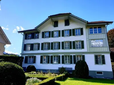 Das Gebäude in dem sich die Ferienwohnung befindet