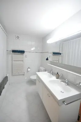 Ein Badezimmer in der Unterkunft Luxury Family Apartment