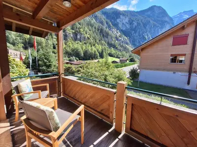 Ein allgemeiner Bergblick oder ein Berglick von der Ferienwohnung aus