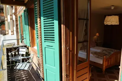 Ein Bett oder Betten in einem Zimmer der Unterkunft Edelweiss Lodge