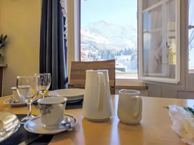 Ein allgemeiner Bergblick oder ein Berglick von der Ferienwohnung aus