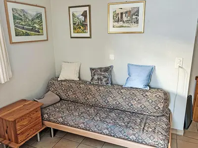 Ein Sitzbereich in der Unterkunft Apartment Laurin-2 by Interhome