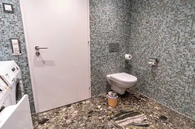 Ein Badezimmer in der Unterkunft Interlaken Mountain View